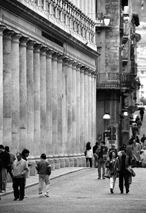 L'Aquila. Corso Vittorio Emanuele.